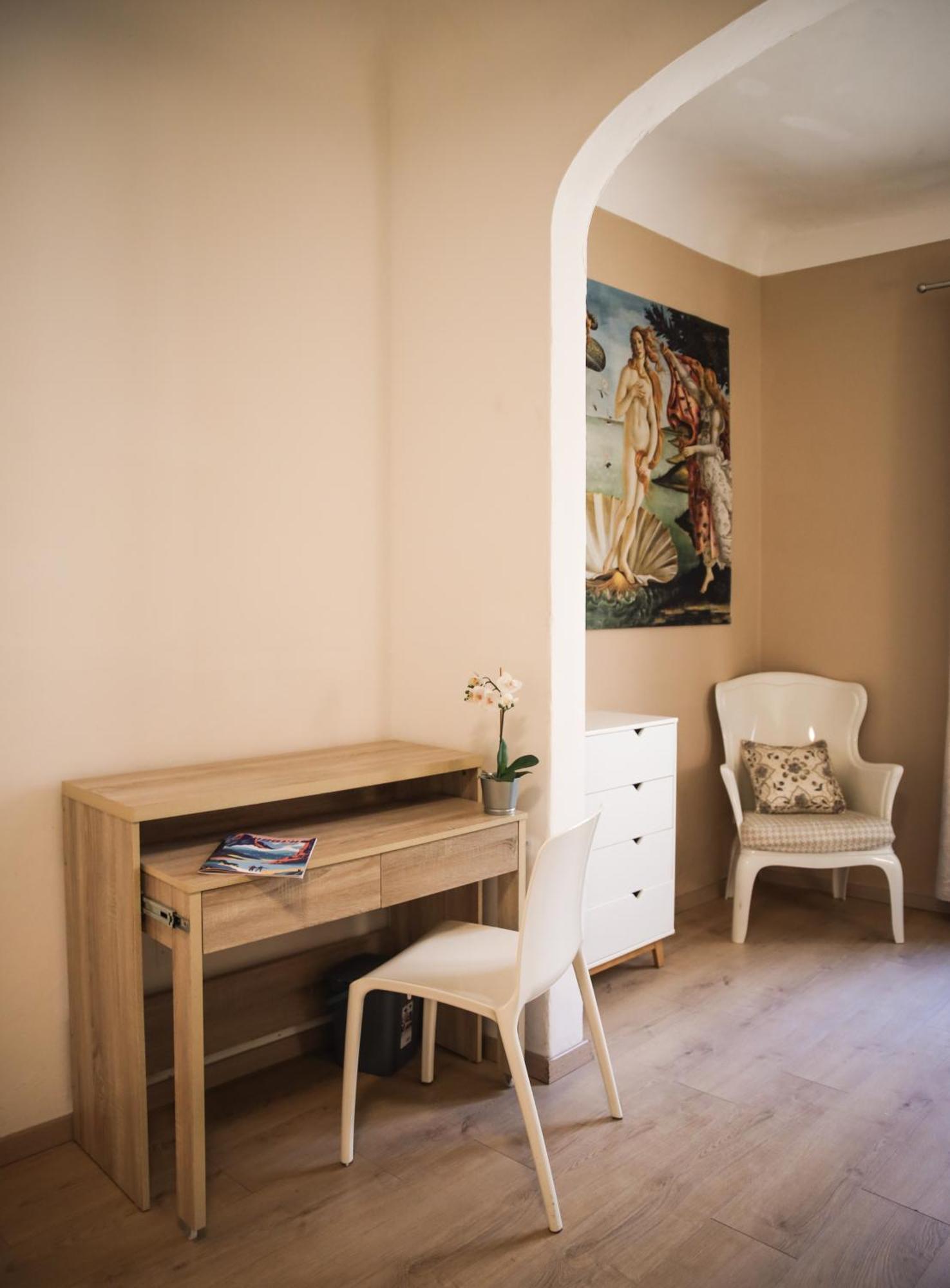 Apartamento Moderno In Piazza Tasso, Centro Di