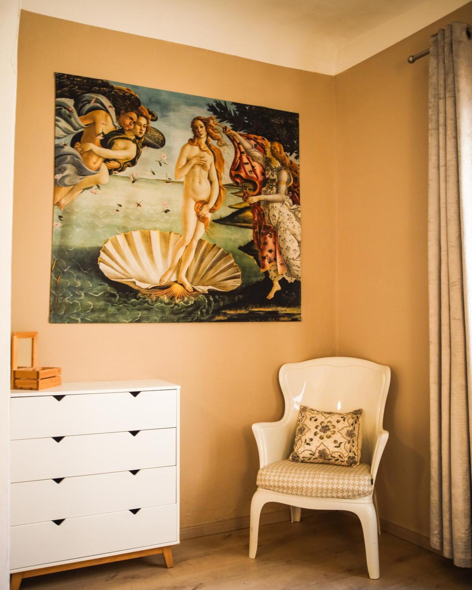 Moderno In Piazza Tasso, Centro Di Apartamento